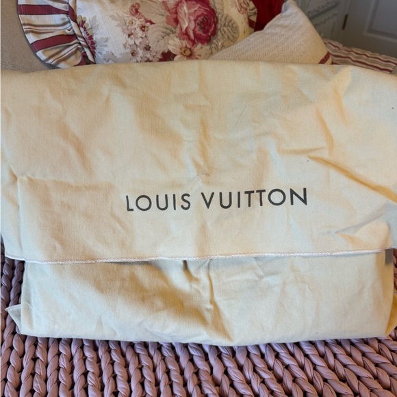Louis Vuitton briefcase - Picture 15 of 16